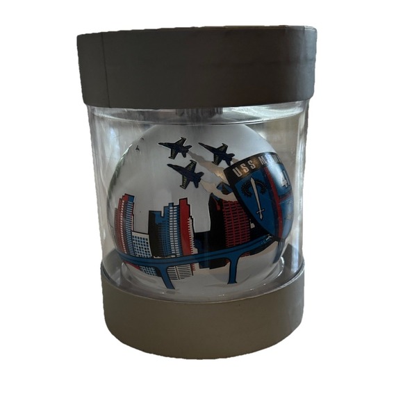 USS Midway‎ Museum Ornament - Picture 1 of 5